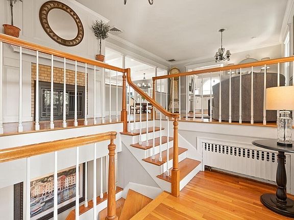 2nd image of 12 Apple Hill Ln