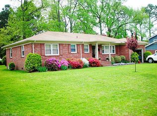 1944 Charla Lee Ln, Virginia Beach, VA 23455