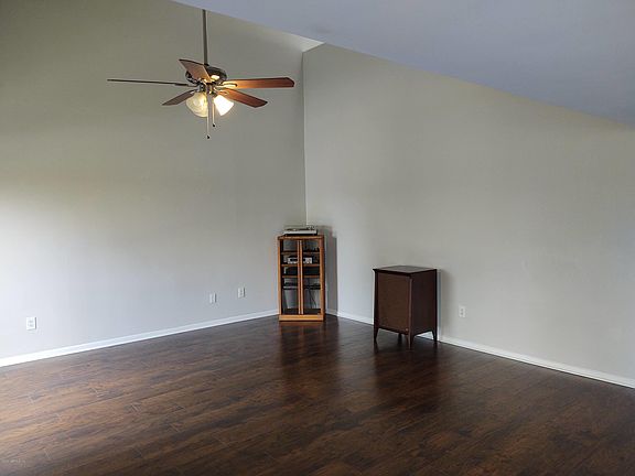 5th image of 5400 La Moya Ave Unit 5