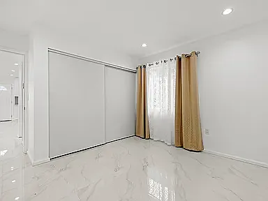 10924 Woodward Ave — Photo 4