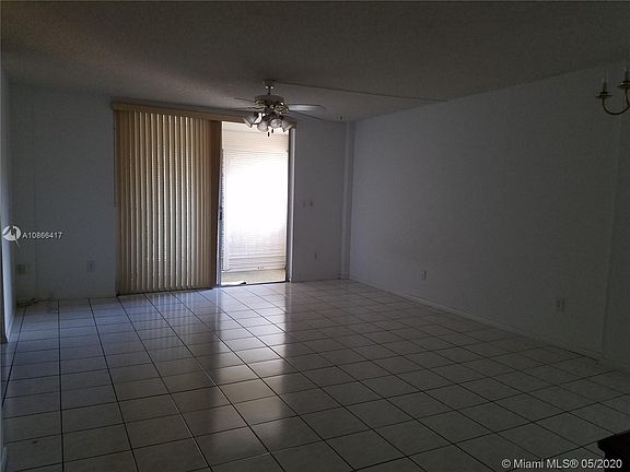 4th image of 16410 Miami Dr APT 608