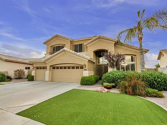 2nd image of 1858 E Dava Dr
