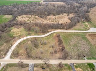 1055 Overlook Ct, Saline, MI 48176