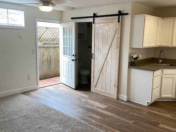 2nd image of 228 C Ave #1/2