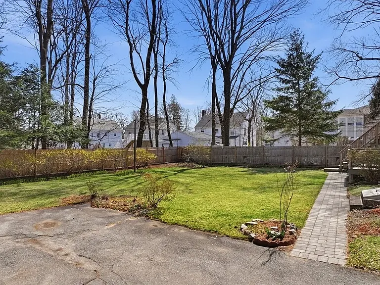 17 Church Ct — Photo 21