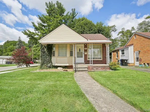 9901 Kinloch, Redford, MI 48239