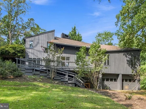 5939 Honey Hollow Rd, Doylestown, PA 18902