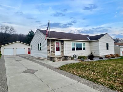 321 N Park Dr, Morton, MN, 56270