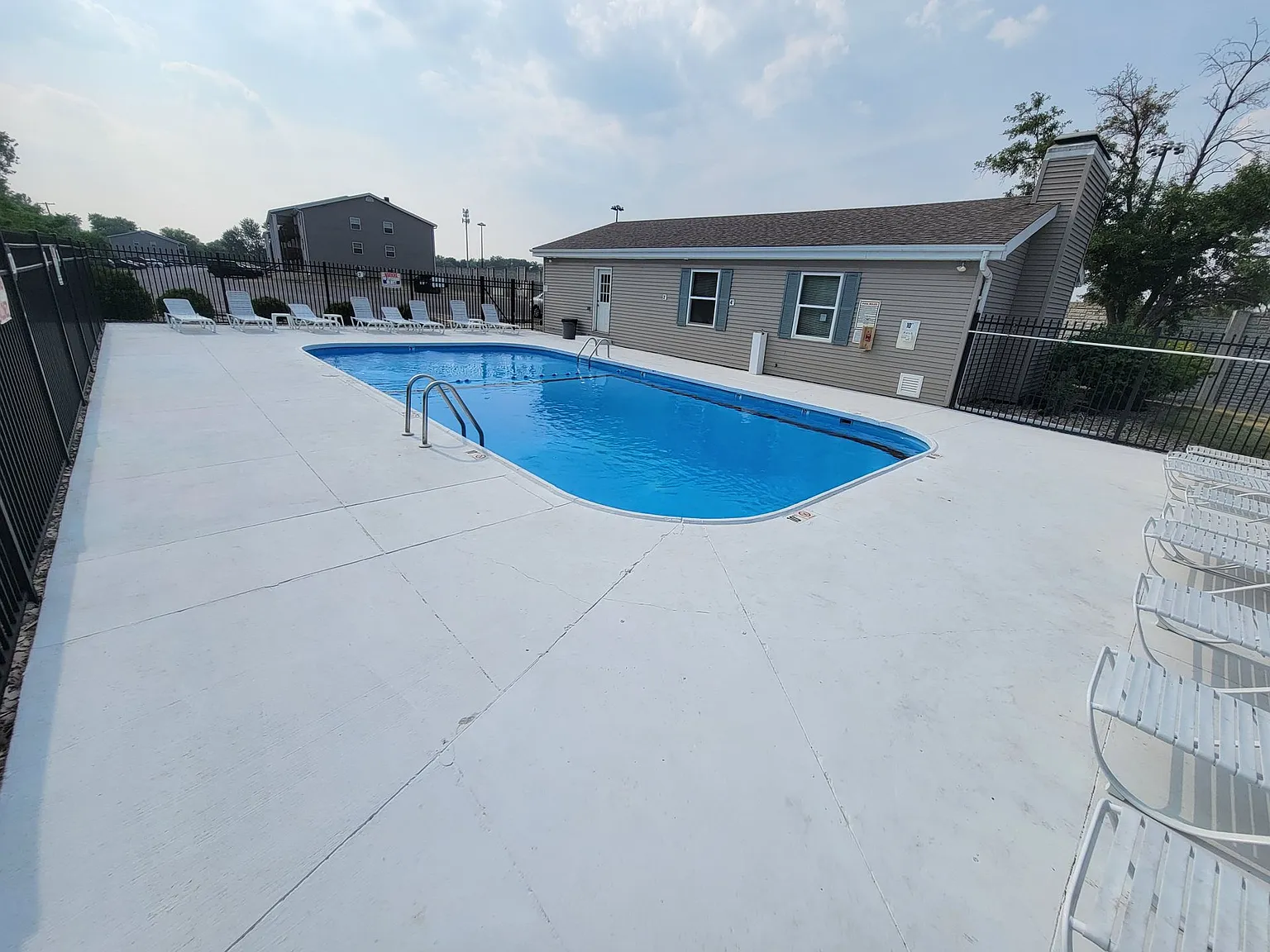 Westporte Apartments — Photo 3