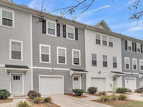 4th image of 1240 Tice Ln