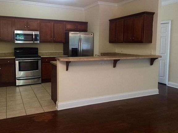 2nd image of 6727 Brianna Way