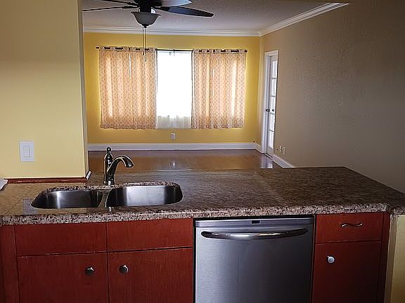 3rd image of 4311 Crystal Lake Dr APT 302