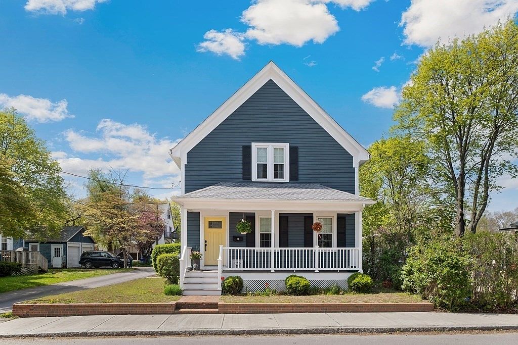 24 Foley St, Attleboro, MA 02703 Zillow