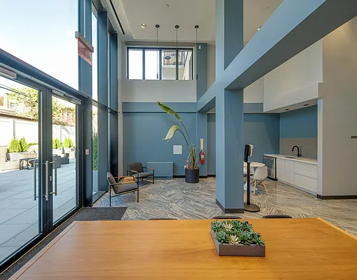 Rented by Bouklis Group | media 9