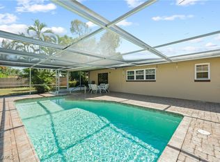 1697 N Hermitage Rd, Fort Myers, FL 33919