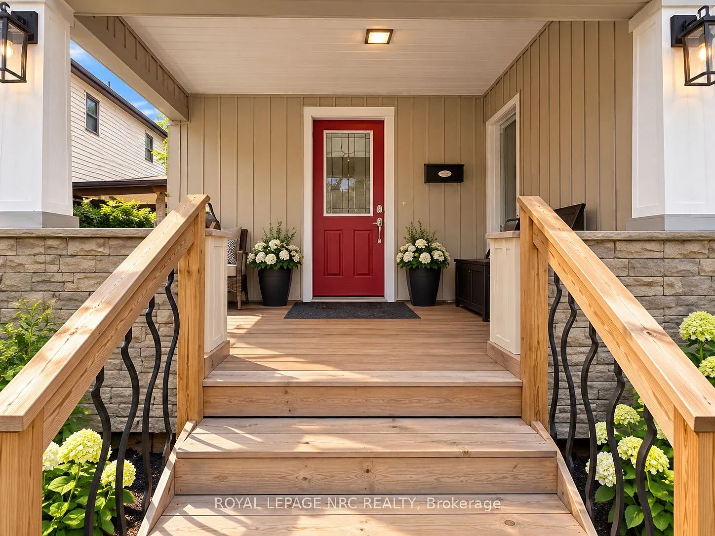 4 bed, $2,850 — Photo 2