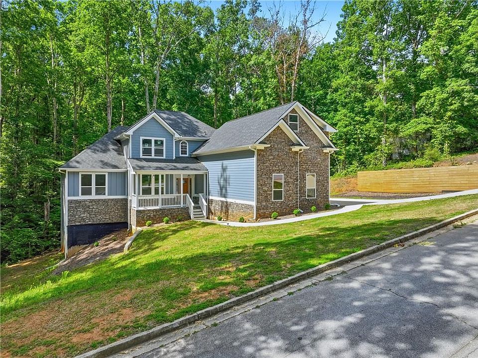 1st image of 1119 SE Plantation Dr SE