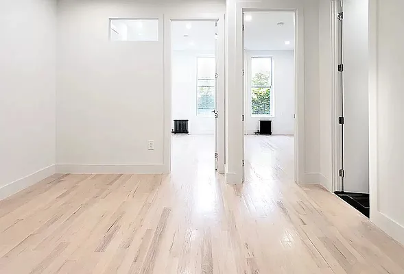 Rented by REAL New York | media 6