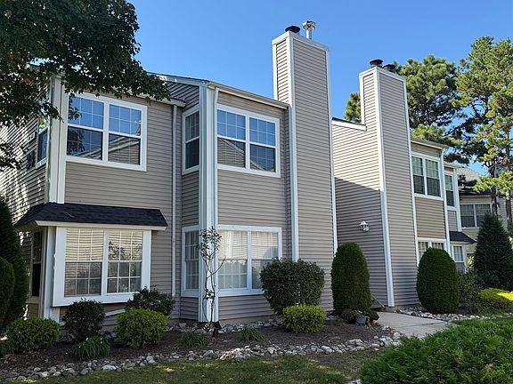 3rd image of 55 Driftwood Ct #55