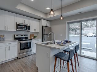 Brand New Luxury Apartments, Philadelphia, PA 19131