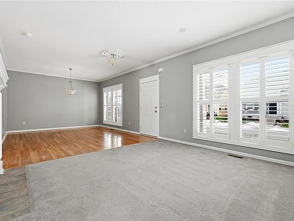 5th image of 507 E 31st Ave