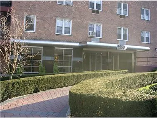 Sold by Douglas Elliman | media 25