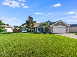 991 Eastlake St SE, Palm Bay, FL 32909