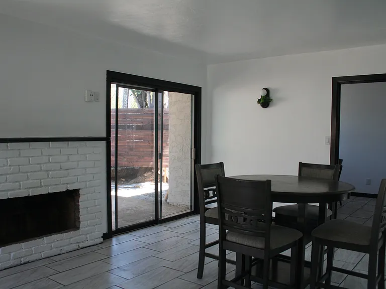 1227 Greenfield Dr #1227 — Photo 6