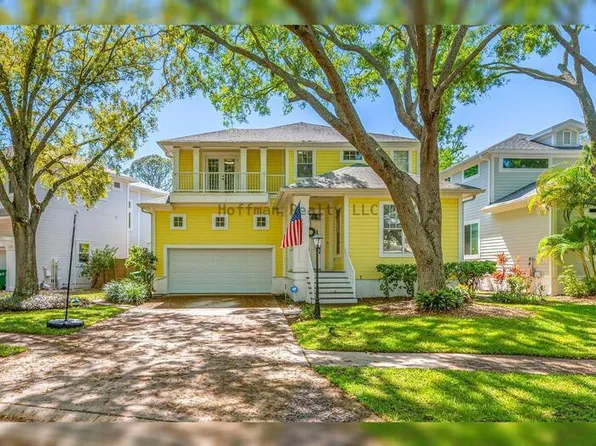 2808 Southpointe Ln, Tampa, FL 33611