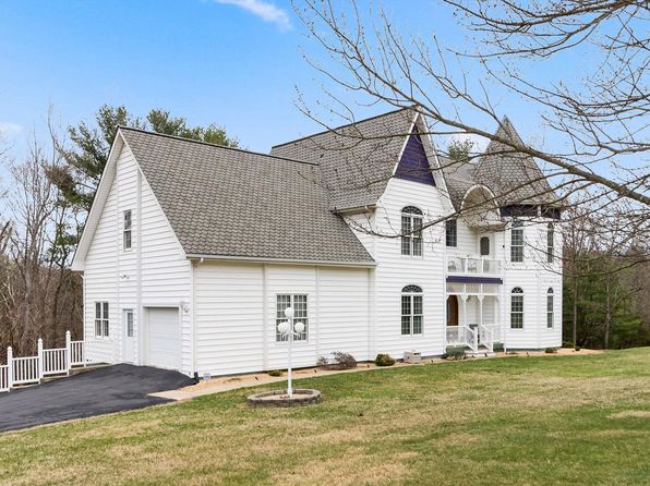91 Twin Hills Ln, Fishersville, VA 22939