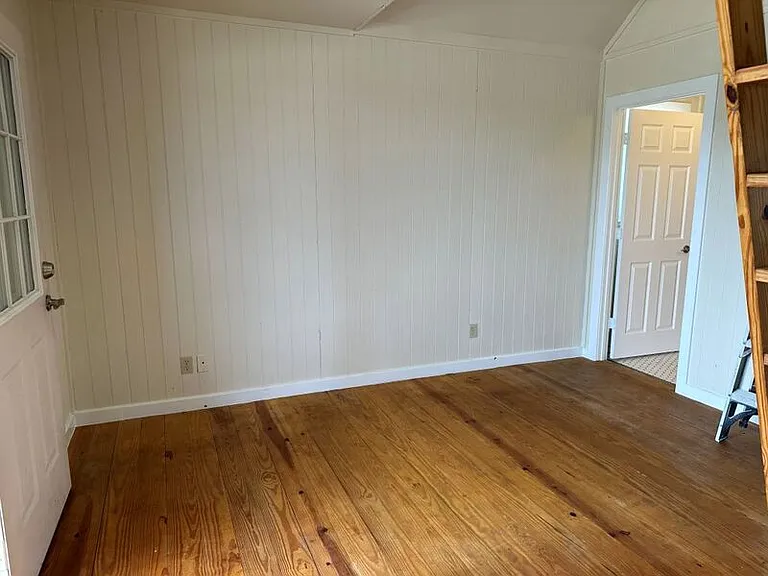 2440 State Highway 16 N #306 — Photo 4