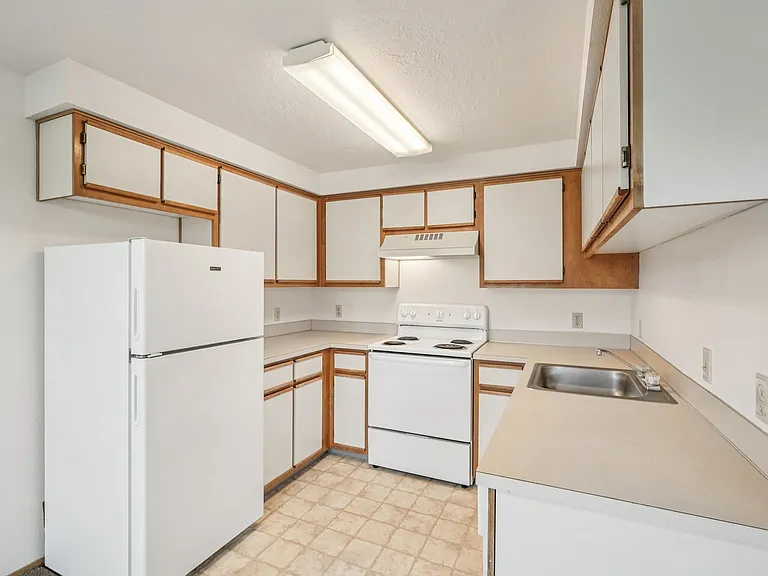 Fircrest Apartments — Photo 18