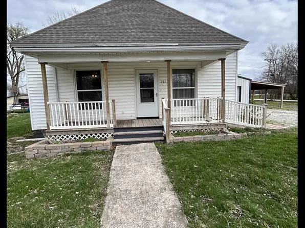211 S Shelby St, Clarence, MO 63437