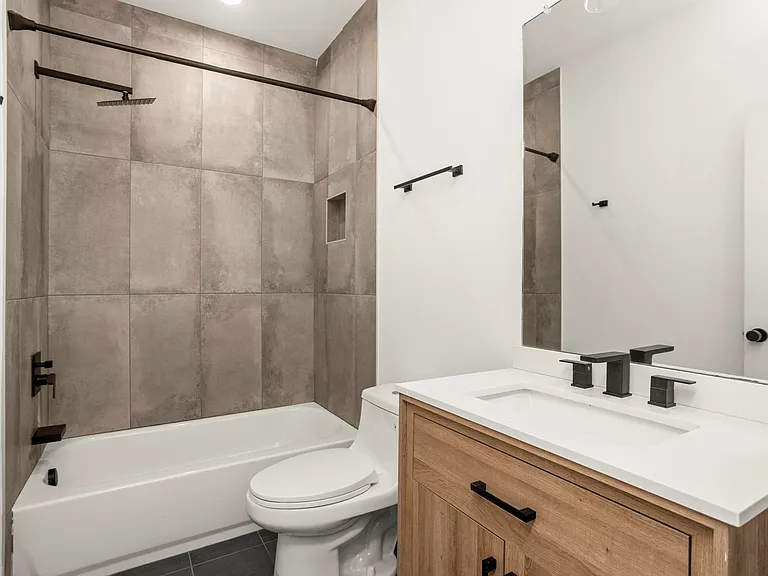 11A Garden St #A — Photo 14