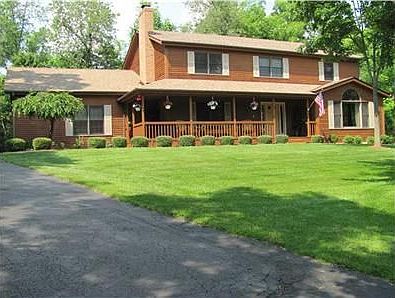 1st image of 40 Hampden Dr