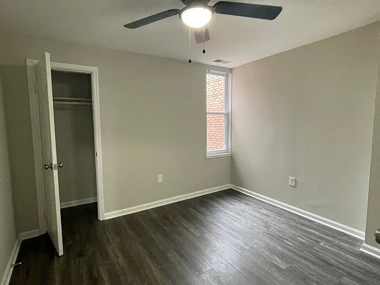 1514 N Luzerne Ave — Photo 19