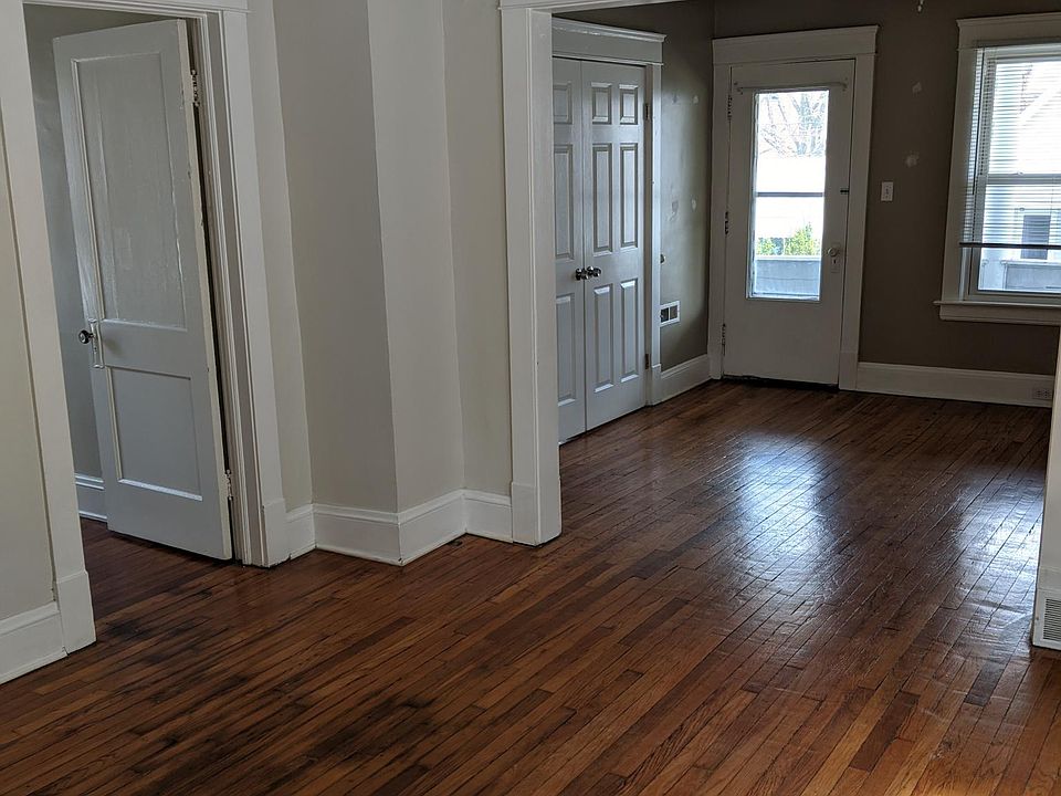 1st image of 1532 Hopkins Ave