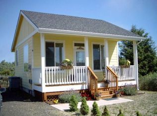 440 Marine View Dr, Ocean Shores, WA 98569