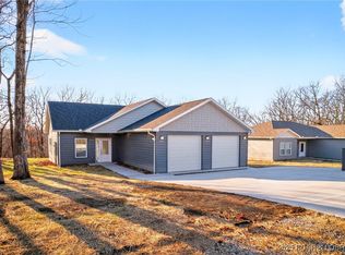 5844 Horseshoe Bend Pkwy, Lake Ozark, MO 65049