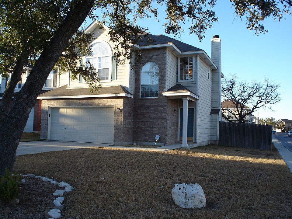 Corner Lot in Cul-de-sac