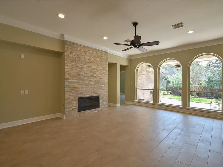 4510 Elmstone Ct — Photo 10