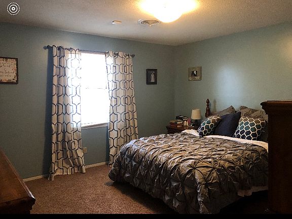 2nd image of 1008 W 9th St