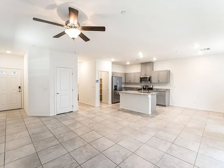 410 Larksong Ave — Photo 7