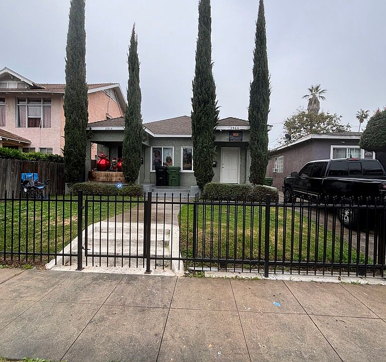 1st image of 3966 S Hobart Blvd