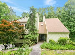 216 Pines Bridge Rd, Ossining, NY 10562