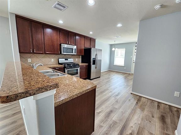 3rd image of 21226 Clover Crest Dr