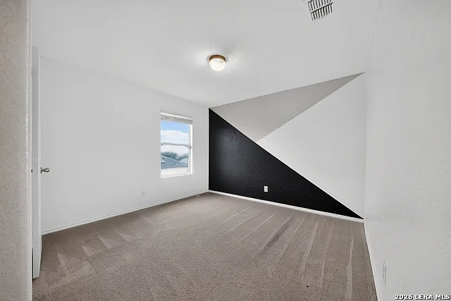 3826 Otono — Photo 18