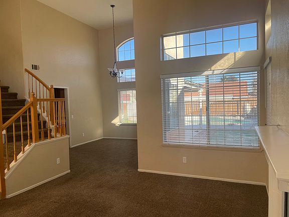 5th image of 13272 Berkeley Ln