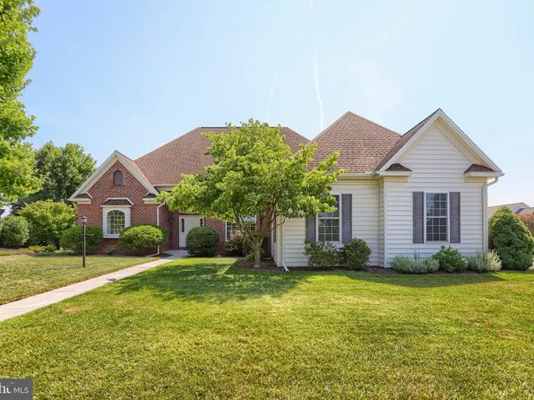 5127 Jennifer Cir, Mechanicsburg, PA 17050