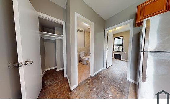 5th image of 99 Wright St #1